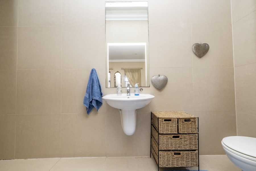 3 Bedroom Property for Sale in Protea Heights Western Cape